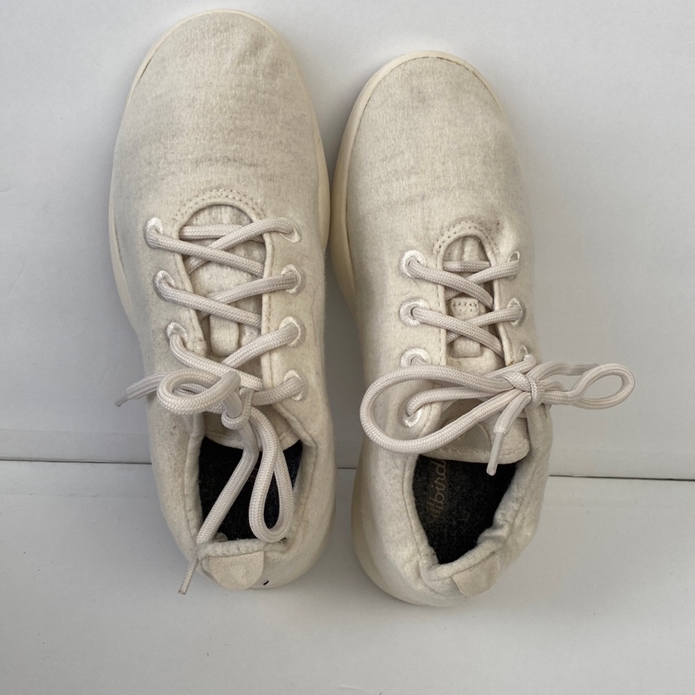 Allbirds Oatmeal shoes size 8